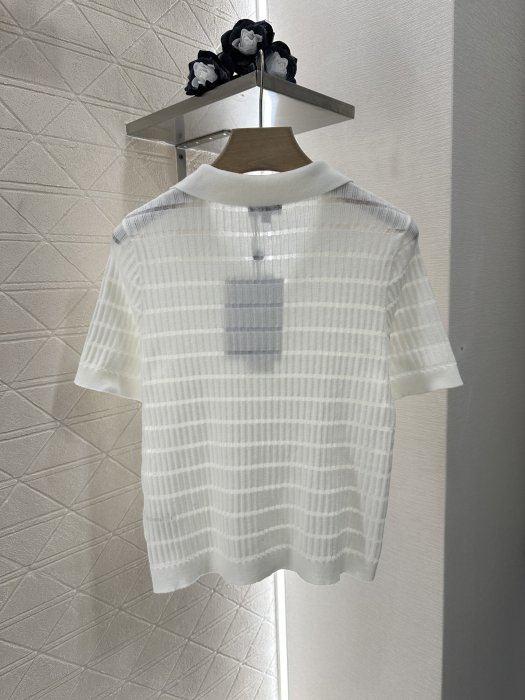 Футболка женская фото 2