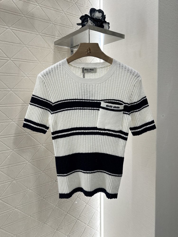 Кофта женская