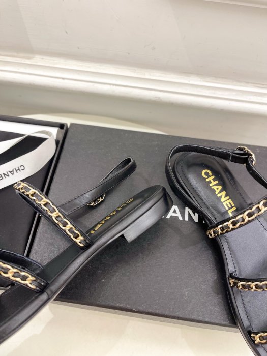 Сандалі жіночі фото 7