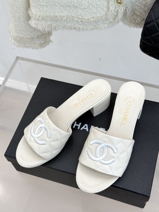 Босоножки фото 2