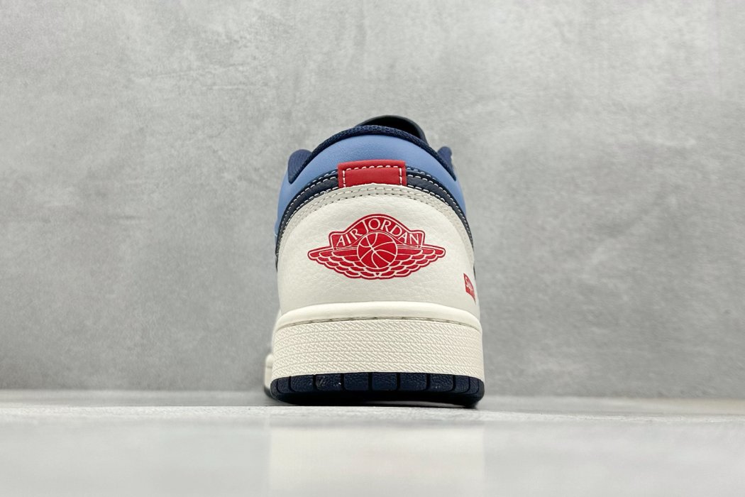 Кроссовки Air Jordan 1 Retro Low x Supreme фото 6