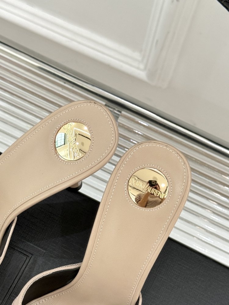 Босоножки фото 8