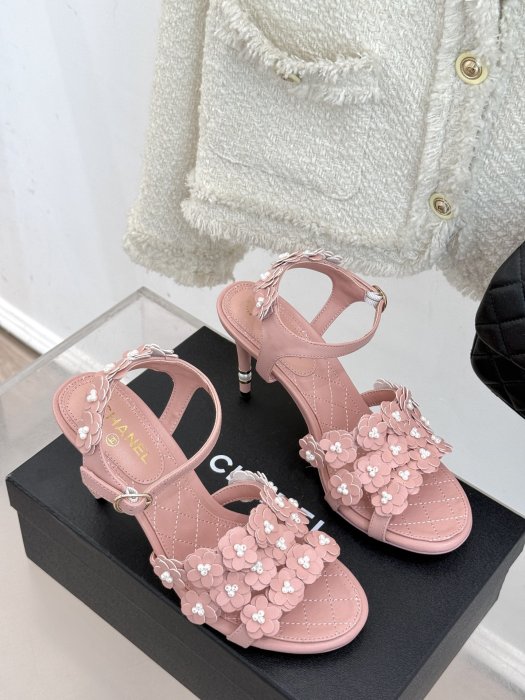 Босоножки фото 3