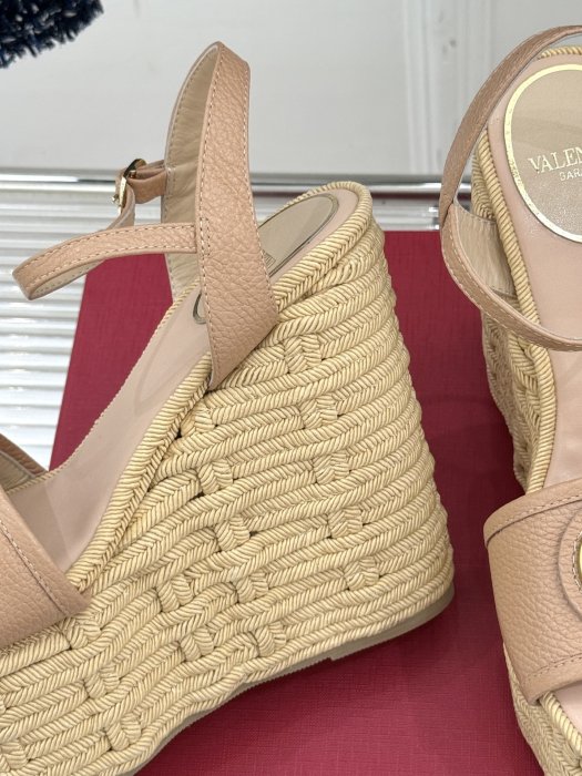 Босоніжки фото 6