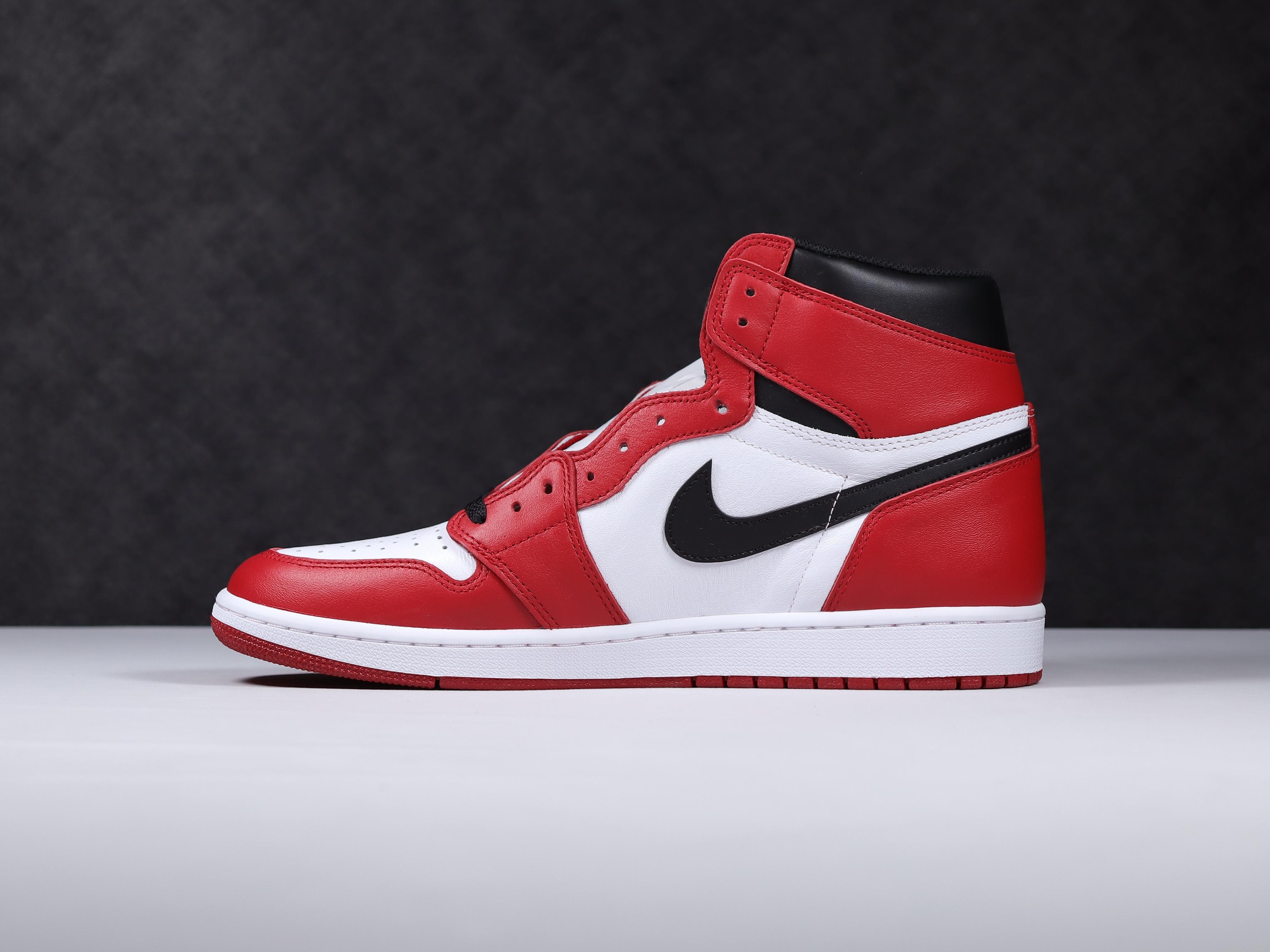 Sneakers Jordan 1 Retro Chicago (2015) - 555088-101 фото 2