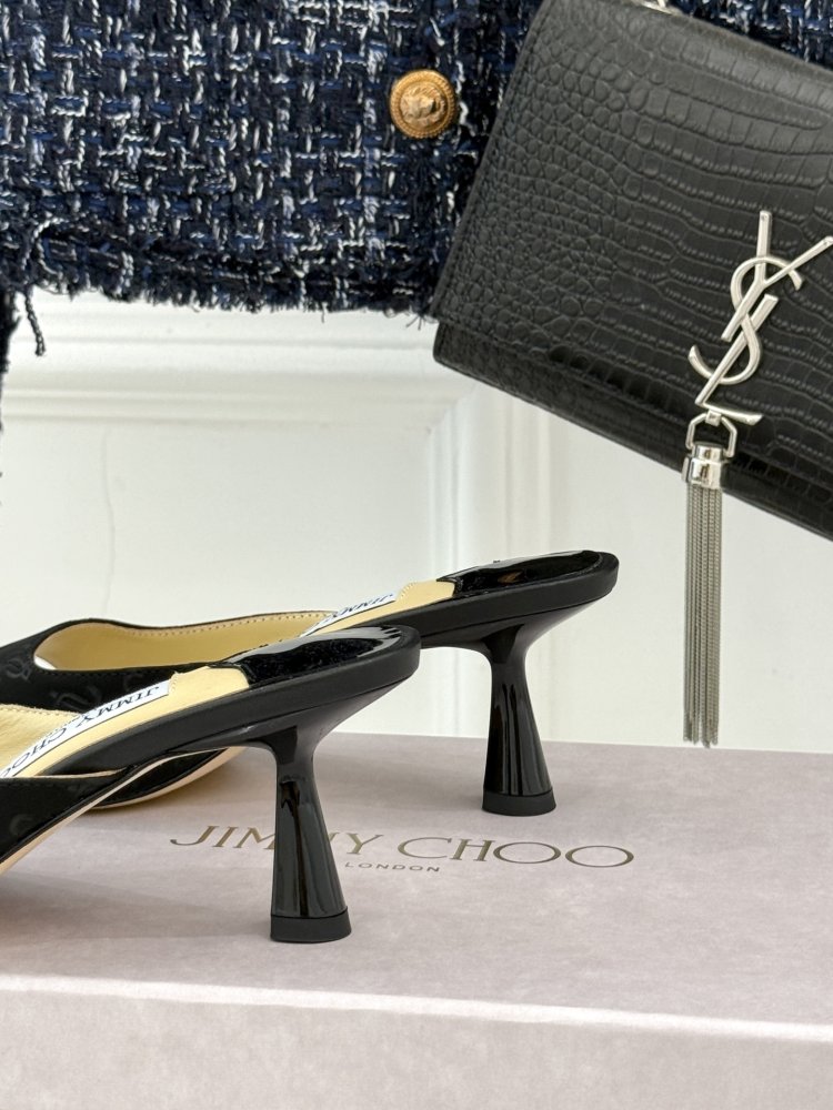 Босоножки фото 6