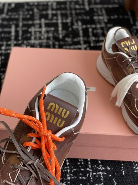 Кроссовки фото 8