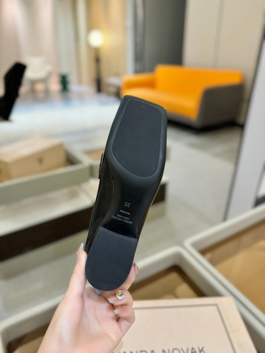 Туфлі жіночі фото 8