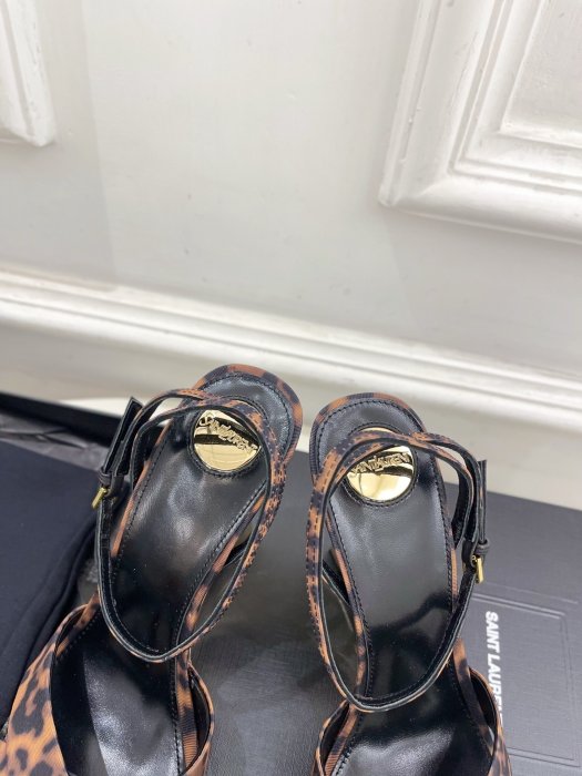 Босоніжки фото 8