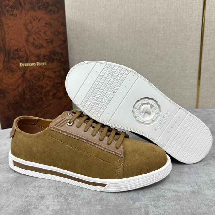 Кросівки фото 8