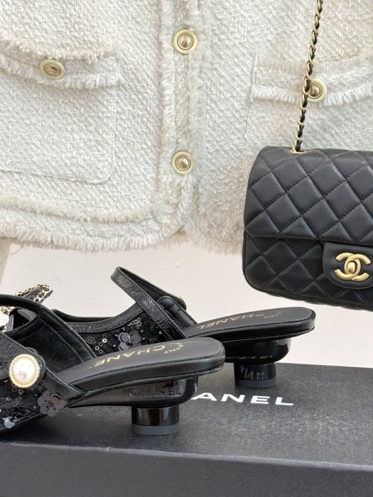 Босоножки фото 6