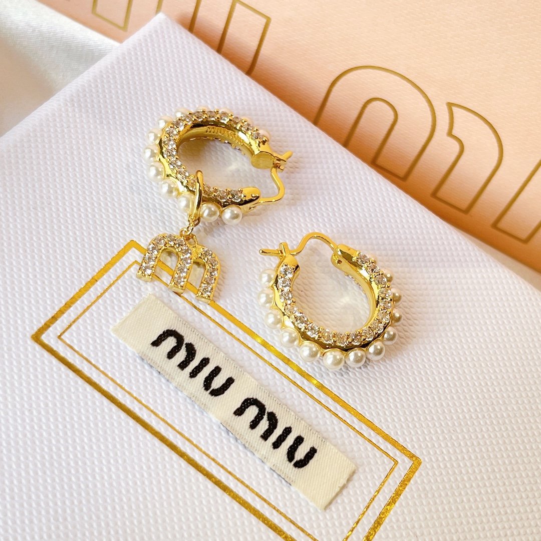 Luxury earrings, gold-plated