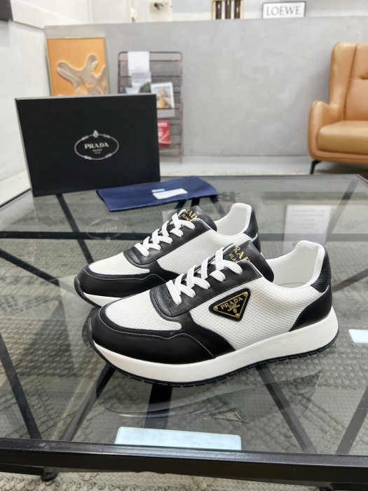 Кроссовки мужские