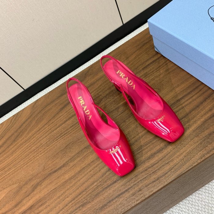 Босоножки фото 5