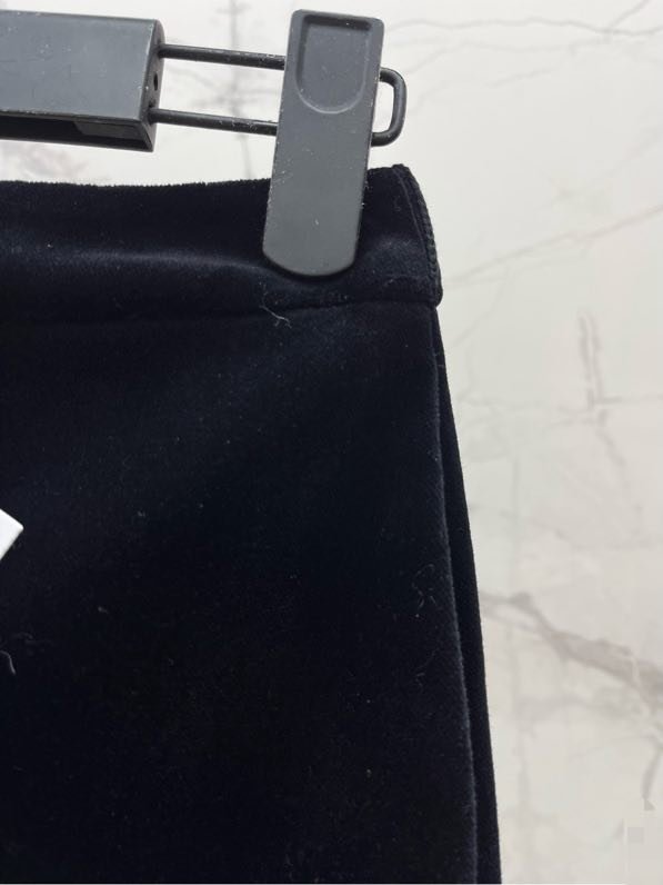 Элегантная бархатная юбка фото 4