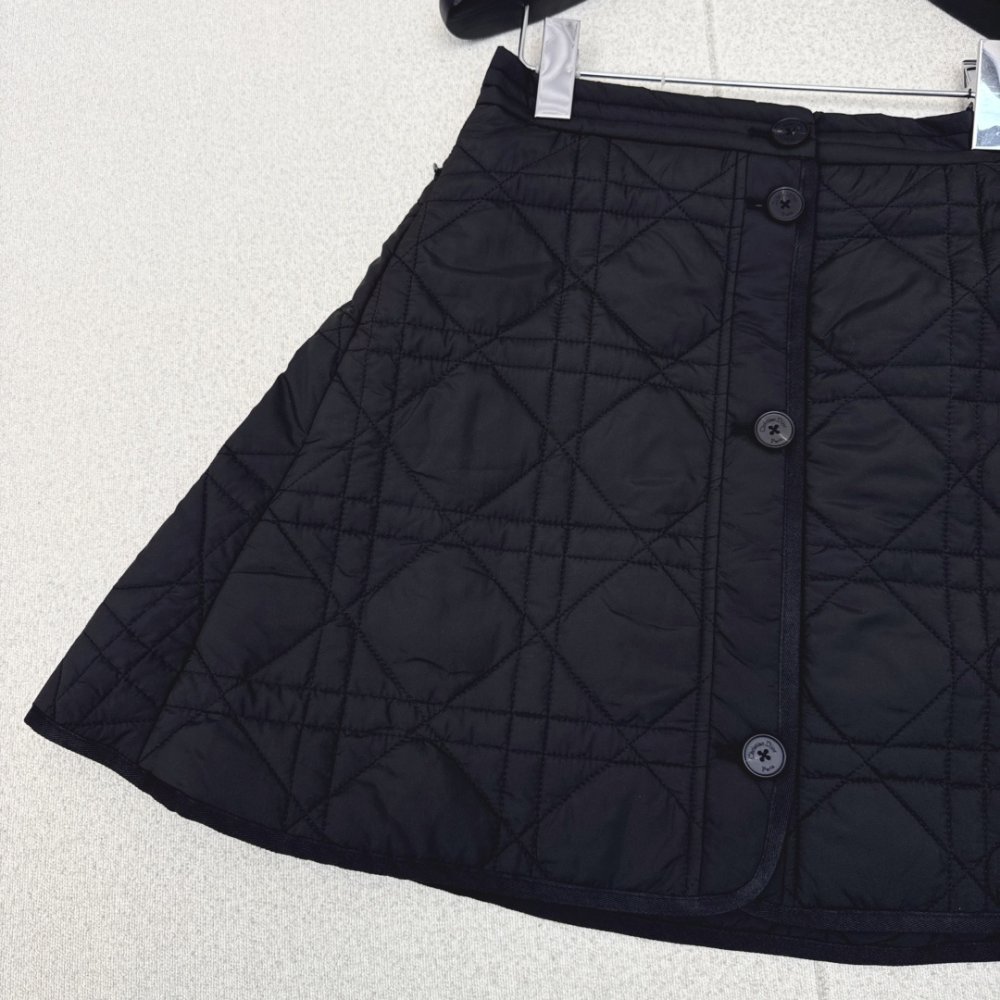 Элегантная короткая юбка Lady D фото 4