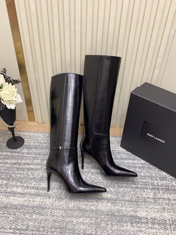 Элегантные кожаные сапоги на высоком каблуке фото 5