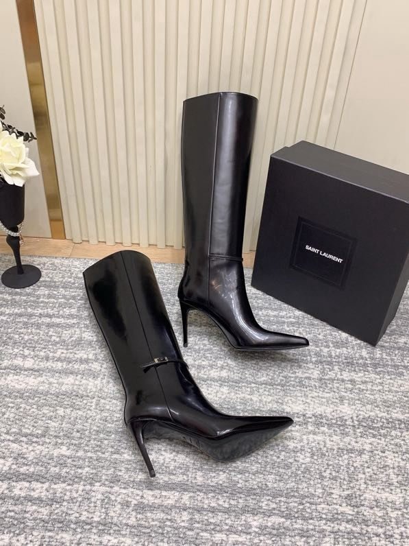 Элегантные кожаные сапоги на высоком каблуке фото 8