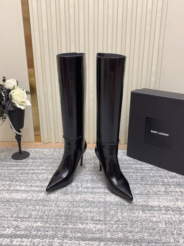 Элегантные кожаные сапоги на высоком каблуке фото 8