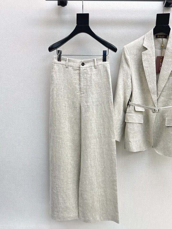 Елегантний ділової костюм фото 5