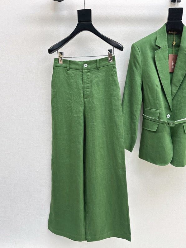 Елегантний ділової костюм фото 6