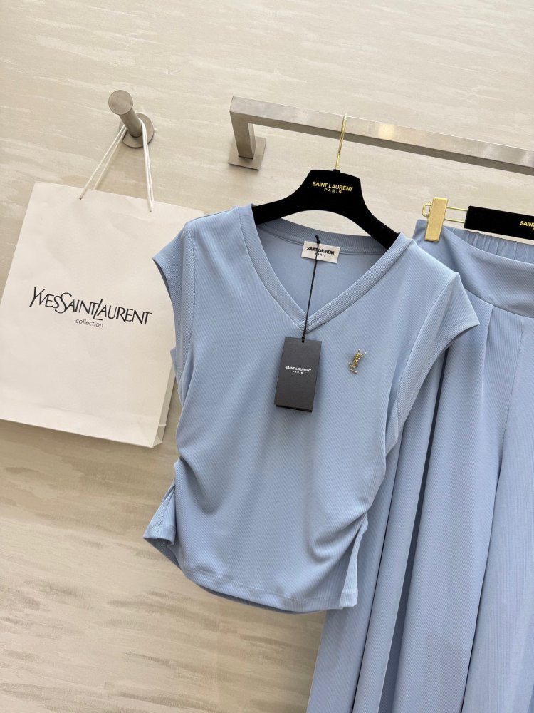 Elegant costume of cotton Tencel female фото 4