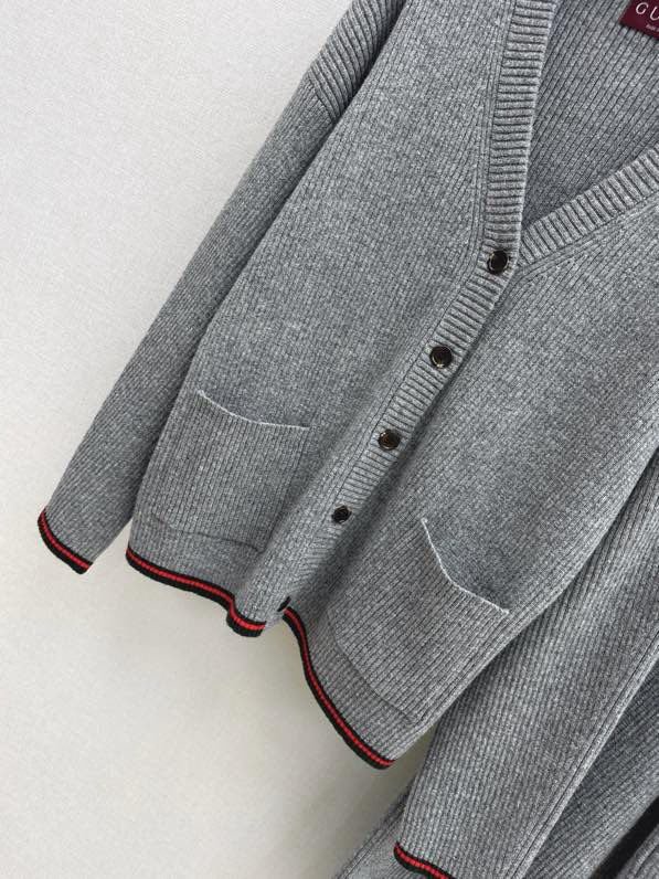 Елегантний костюм жіночий фото 6