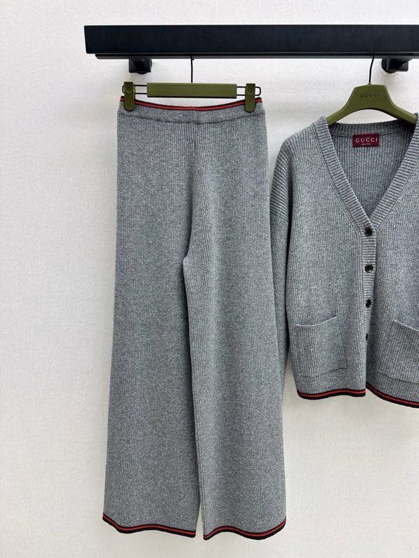 Елегантний костюм жіночий фото 7