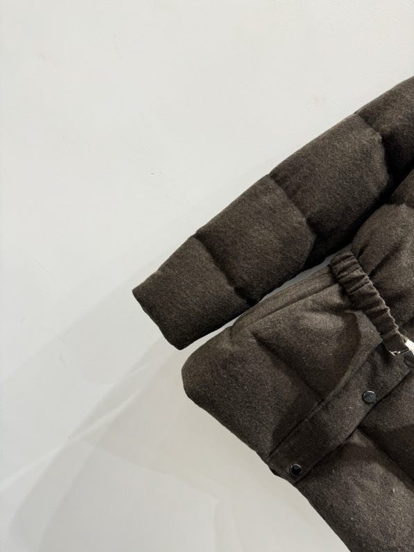 Элегантный пуховик женский фото 4