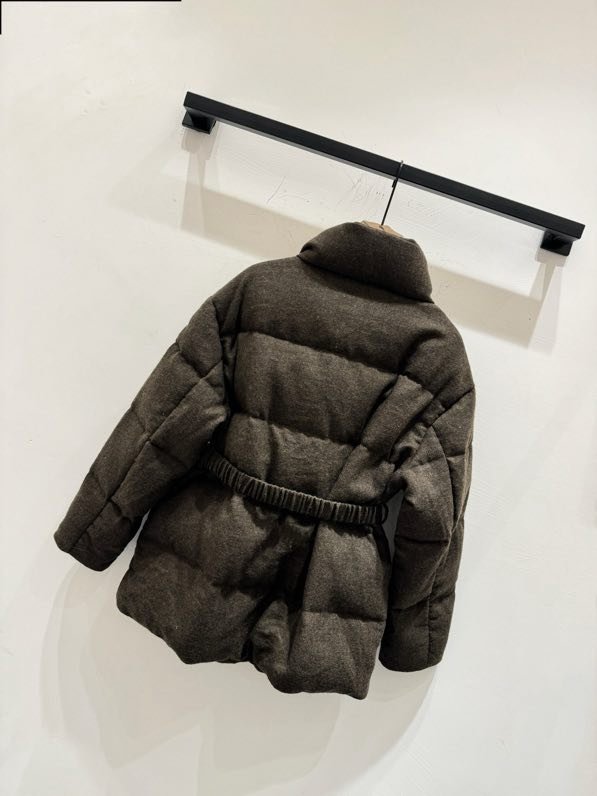 Элегантный пуховик женский фото 5