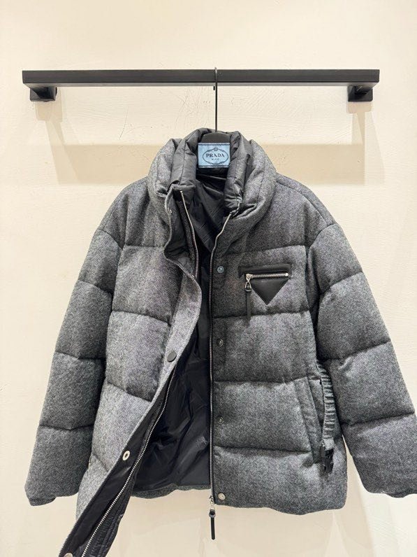 Элегантный пуховик женский фото 8