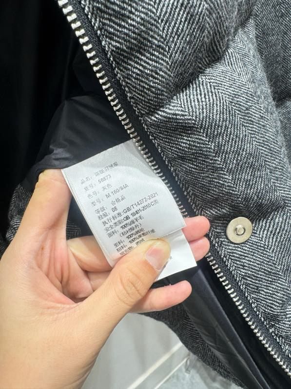 Элегантный пуховик женский фото 9