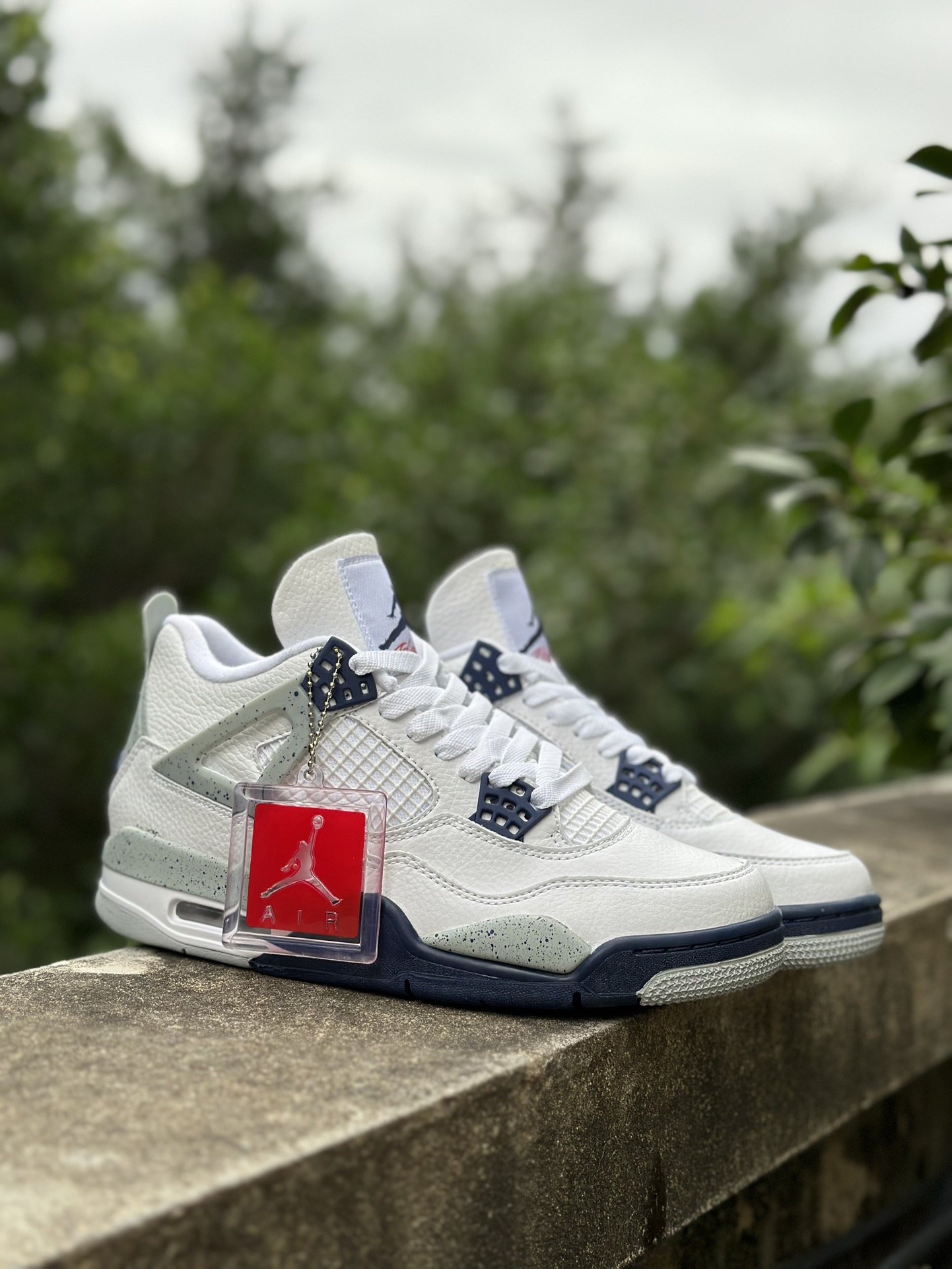 Кросівки Air Jordan AJ4 Retro DH6927-140