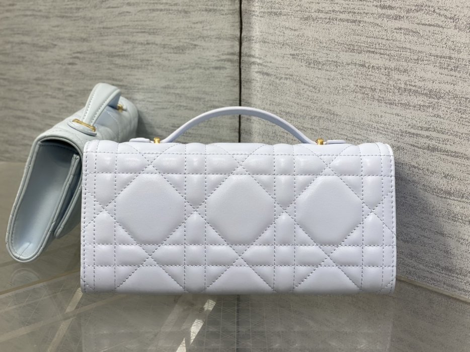 Сумка Miss Caro 24 см фото 4