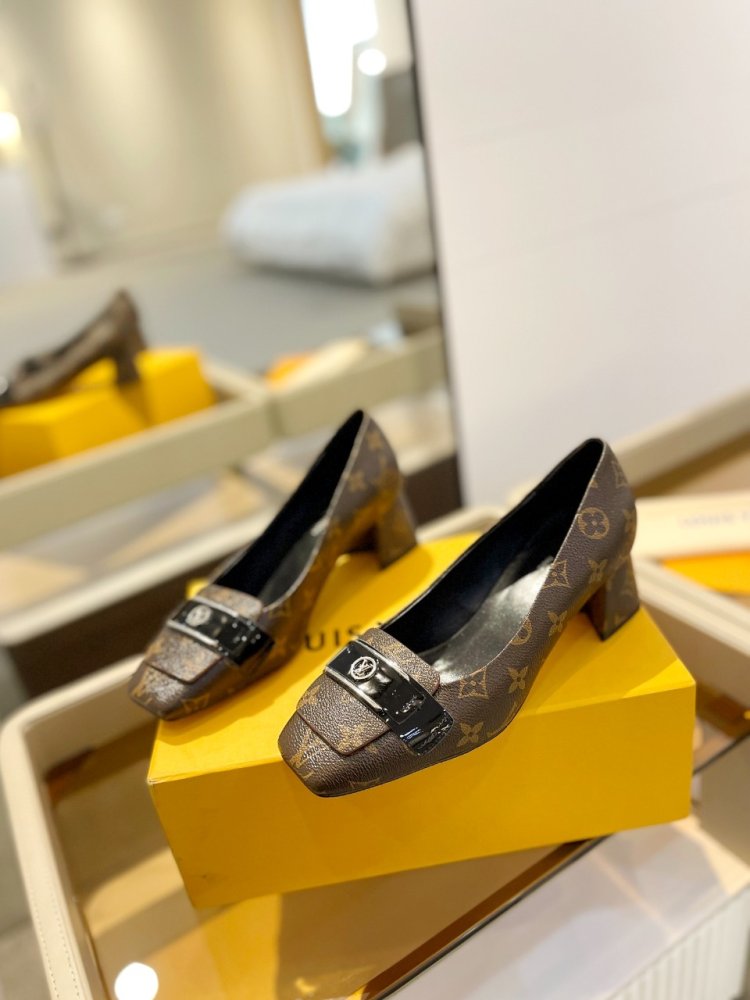 Shoes women's фото 4