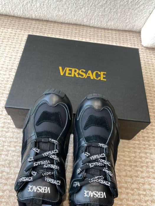 Кроссовки фото 2