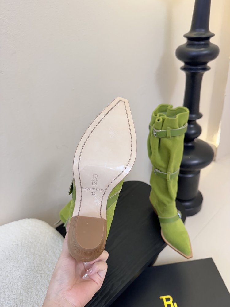 Чоботи жіночі фото 9