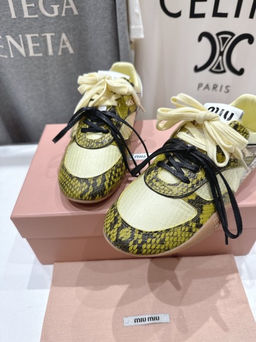 Кроссовки фото 7