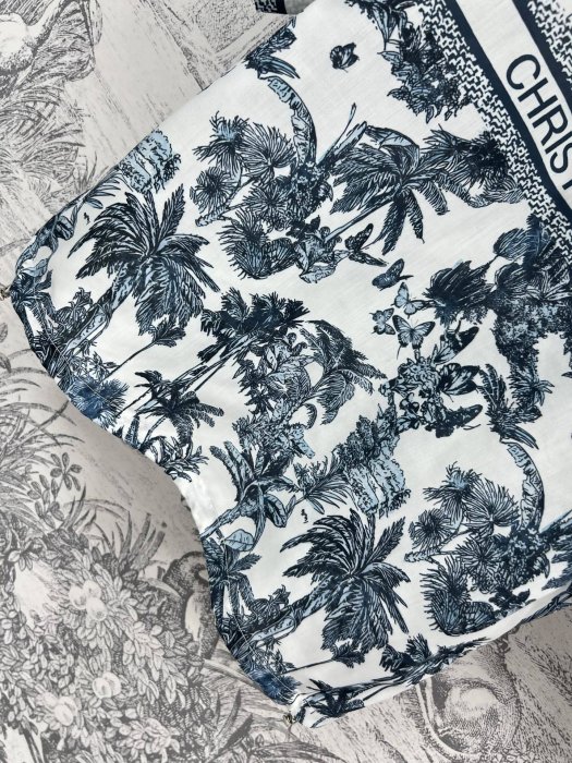 Costume female фото 3