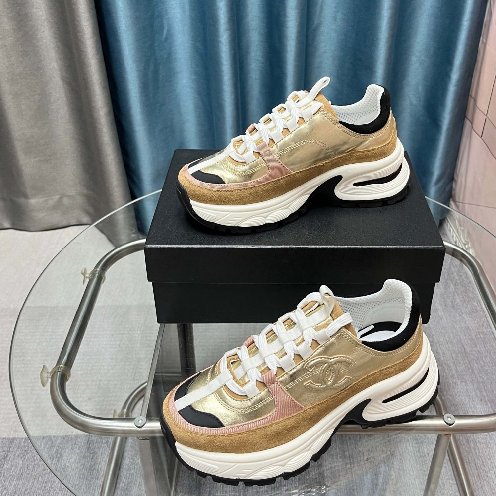 Кроссовки женские фото 4