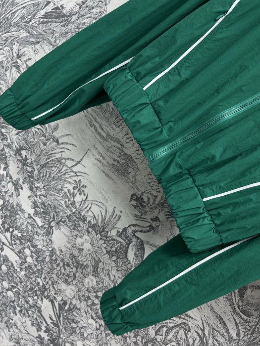 Costume female фото 3