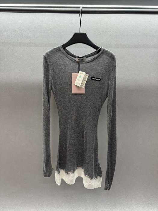 Кофта жіноча