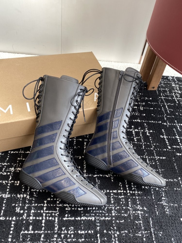 Чоботи жіночі фото 4