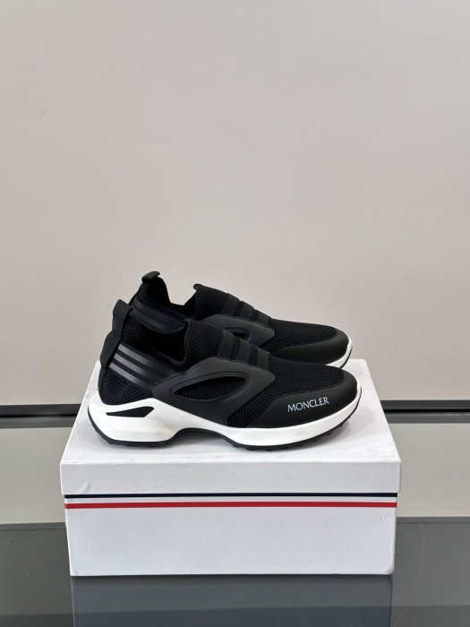 Кроссовки мужские