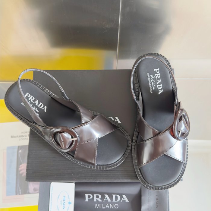 Сандалии женские фото 2