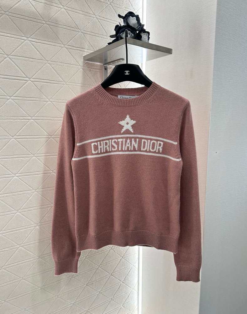 Кофта жіноча