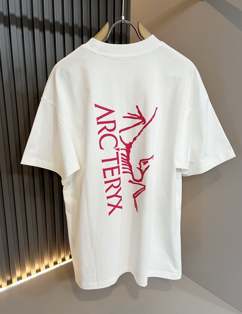 T-shirt men's фото 3