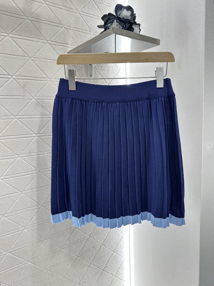 T-shirt women's фото 8