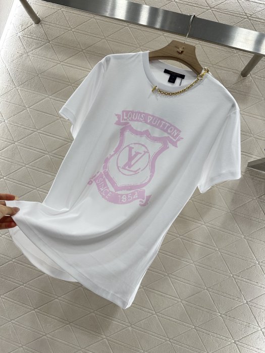 T-shirt women's фото 6