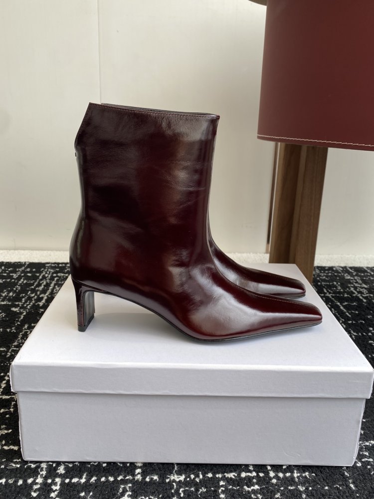 Boots women's фото 2